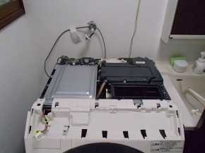 ドラム式洗濯機分解クリーニング パナソニックNA-VX7300L｜おそうじ
